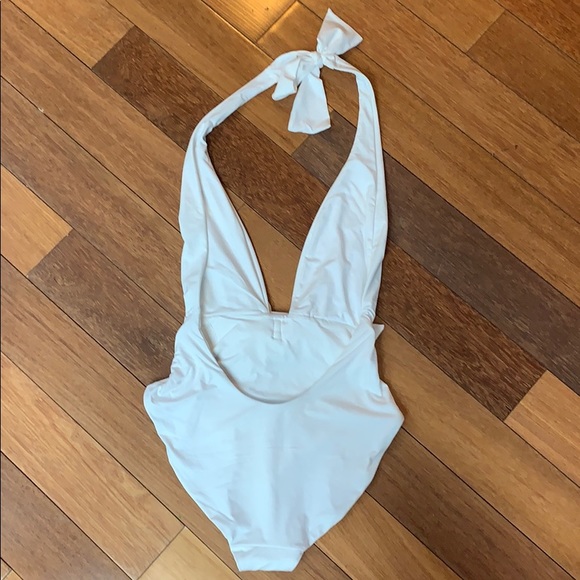 🦃 SOLD WeWoreWhat Brooklyn One piece in White NWT - Picture 7 of 11